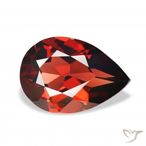 Grenat Almandin Rouge foncé naturelle En forme de poire, 2.51 ct, VS