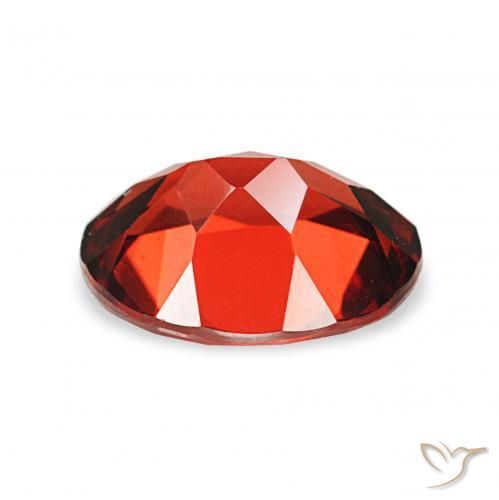 Grenat Almandin Rouge moyen naturelle ovale, 2.18 ct, VVS-VS