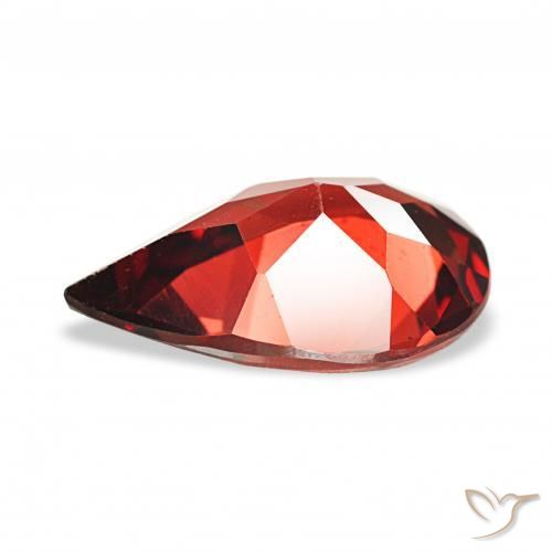 Grenat Almandin Rouge sang profond naturelle En forme de poire, 2.93 ct, VVS-VS