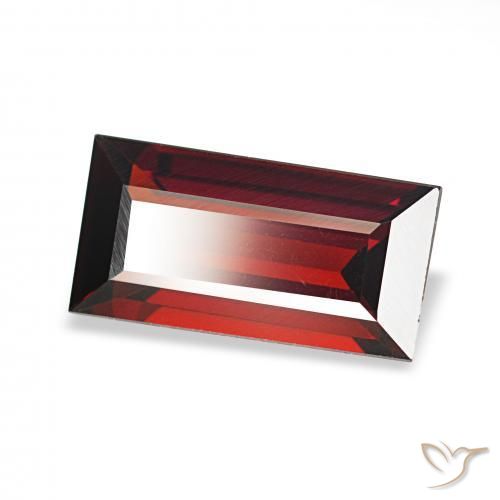 Grenat Almandin Rouge foncé naturelle Baquette, 1.78 ct, VVS