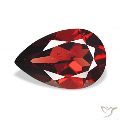 Grenat Almandin Rouge foncé naturelle En forme de poire, 3.53 ct, VS