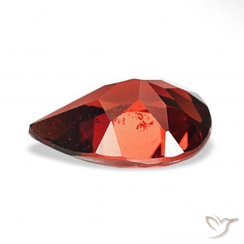 Grenat Almandin Rouge foncé naturelle En forme de poire, 3.53 ct, VS