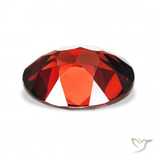 Grenat Almandin Rouge foncé naturelle ovale, 4.18 ct, VVS