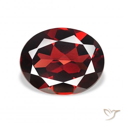 Grenat Almandin Rouge foncé naturelle ovale, 3.78 ct, VVS