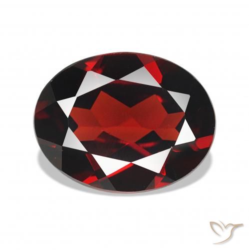 Grenat Almandin Rouge foncé naturelle ovale, 2.15 ct, VVS