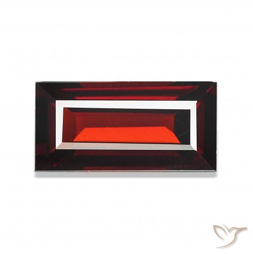 Grenat Almandin Rouge foncé naturelle Baquette, 1.97 ct, VVS