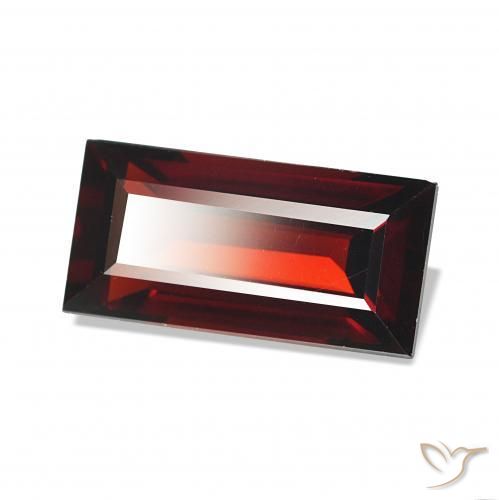 Grenat Almandin Rouge foncé naturelle Baquette, 1.97 ct, VVS