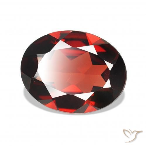 Grenat Almandin Rouge foncé naturelle ovale, 1.87 ct, VVS