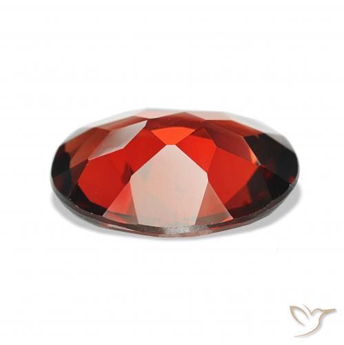Grenat Almandin Rouge foncé naturelle ovale, 1.87 ct, VVS