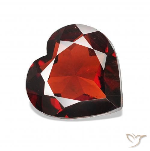 Grenat Almandin Rouge foncé naturelle Cœur, 1.49 ct, VS