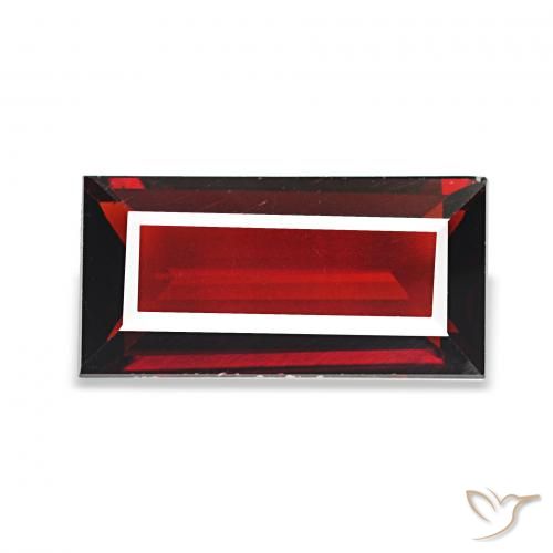 Grenat Almandin Rouge foncé naturelle Baquette, 1.67 ct, VVS