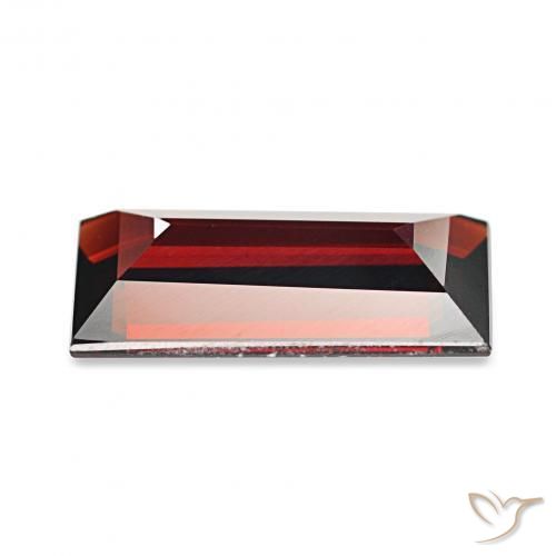 Grenat Almandin Rouge foncé naturelle Baquette, 1.67 ct, VVS