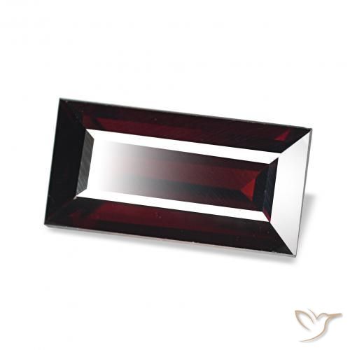 Grenat Almandin Rouge foncé naturelle Baquette, 1.78 ct, VVS