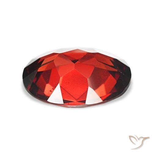 Grenat Almandin Rouge foncé naturelle ovale, 3.41 ct, VVS-VS