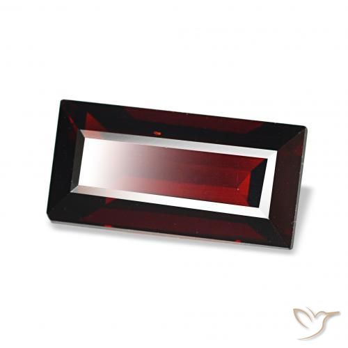 Grenat Almandin Rouge foncé naturelle Baquette, 2.05 ct, VVS-VS