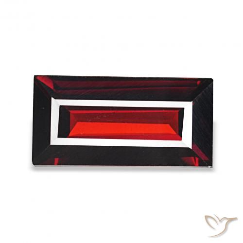 Grenat Almandin Rouge foncé naturelle Baquette, 1.78 ct, VVS