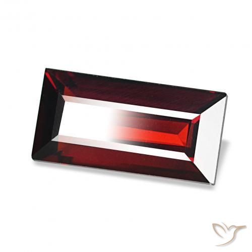 Grenat Almandin Rouge foncé naturelle Baquette, 1.78 ct, VVS