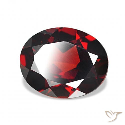 Grenat Almandin Rouge foncé naturelle ovale, 2.82 ct, VVS