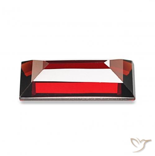 Grenat Almandin Rouge foncé naturelle Baquette, 1.61 ct, VVS