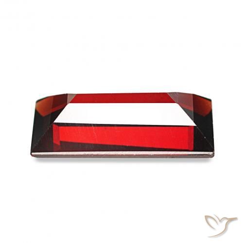 Grenat Almandin Rouge foncé naturelle Baquette, 1.67 ct, VVS