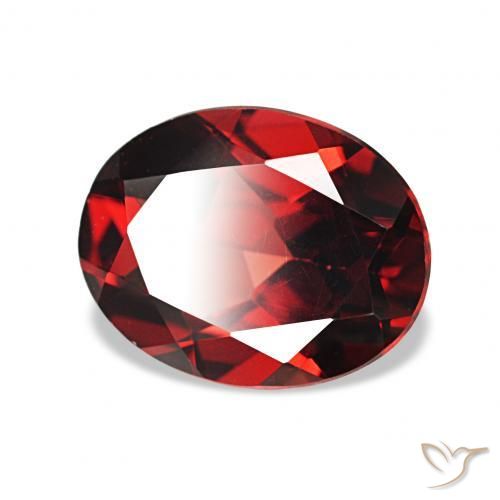 Grenat Almandin Rouge sang profond naturelle ovale, 2.14 ct, VVS