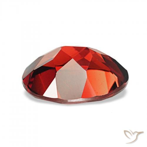 Grenat Almandin Rouge foncé naturelle ovale, 2.21 ct, VVS