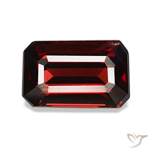 Grenat almandin rouge naturelle taille émeraude, 2,48 ct, VS