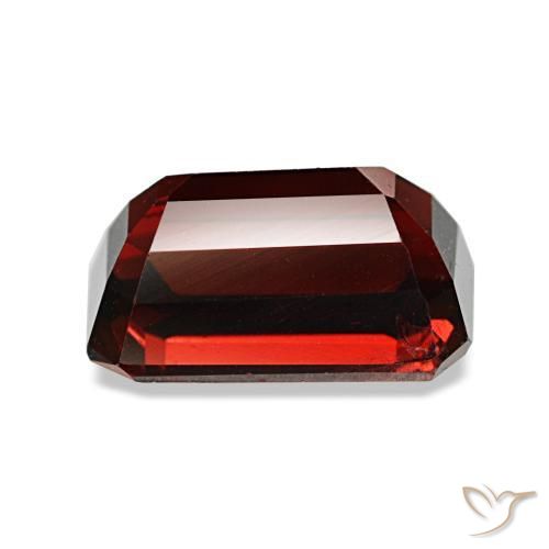 Grenat almandin rouge naturelle taille émeraude, 2,48 ct, VS