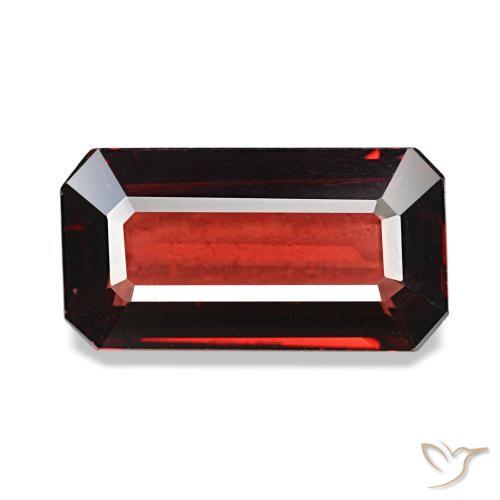 Grenat almandin rouge naturelle taille émeraude, 3,62 ct, VS