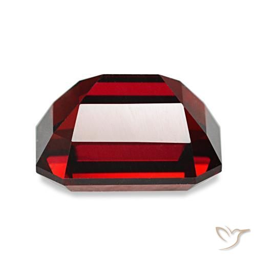 Grenat almandin rouge naturelle taille émeraude, 3,49 ct, VVS