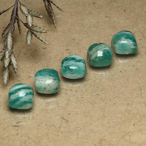 Achetez naturel 3.38ct Vert pin Amazonite gems, Coupe coussin, En provenance Madagascar chez GemSelect. En stock, livraison internationale!