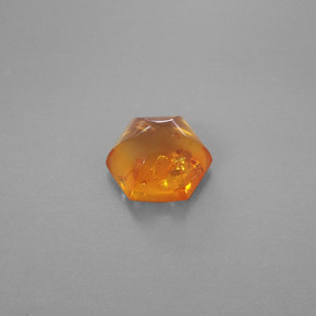 Ambre orange naturelle transparent, 0,83 ct, transparent / translucide