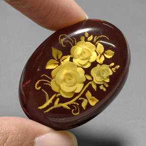 Ambre marron naturelle forme fantaisie, 20,50 ct, translucide