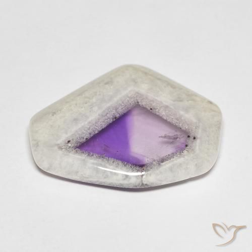 Tranche de géode d'améthyste Multicolore naturelle Fantaisie, 15.24 ct, Transparent