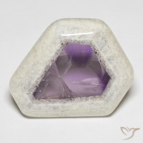 Tranche de géode d'améthyste multicolore naturelle forme fantaisie, 45,43 ct, transparent