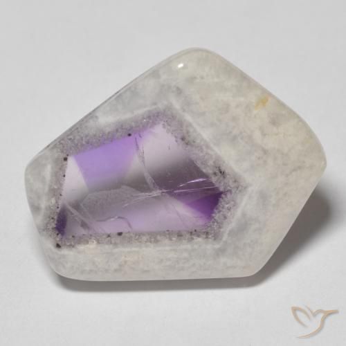 Tranche de géode d'améthyste Multicolore naturelle Fantaisie, 15.89 ct, Transparent