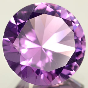 Améthyste violet naturelle coupe roude, 4,79 ct, VVS-VS
