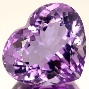Améthyste violet naturelle forme de coeur, 12,13 ct, VVS