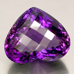 Améthyste violet naturelle forme de coeur, 42,81 ct, IF