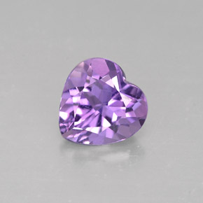 Améthyste violet naturelle forme de coeur, 0,72 ct, VS