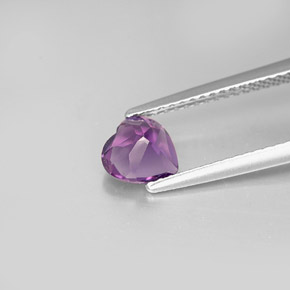 Améthyste violet naturelle forme de coeur, 0,72 ct, VS