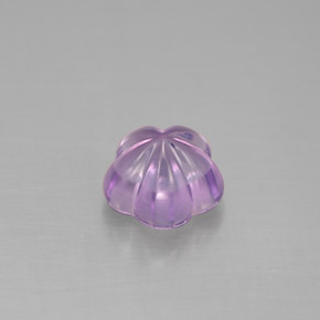 Améthyste violet naturelle taille fleur, 1,54 ct, transparent
