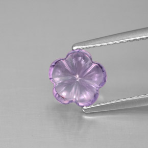 Améthyste violet naturelle taille fleur, 1,53 ct, transparent