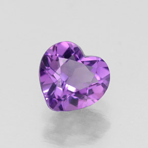 Améthyste Violet naturelle Forme de coeur, 0.59 ct, VVS