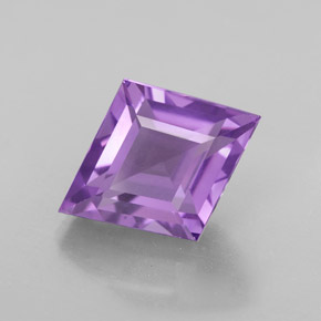 Améthyste violet naturelle forme fantaisie, 6,47 ct, VVS