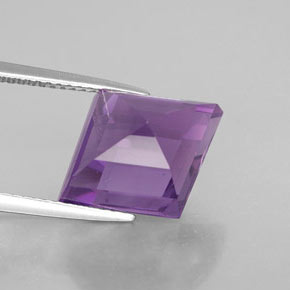 Améthyste violet naturelle forme fantaisie, 6,47 ct, VVS