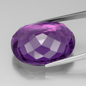 Améthyste violet naturelle coupe ovale, 30,82 ct, VVS