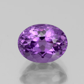 Améthyste Violet naturelle Coupe ovale, 2.31 ct, VS