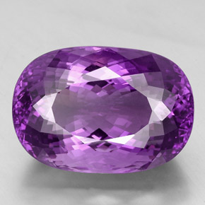 Améthyste violet naturelle coupe ovale, 67,64 ct, VVS
