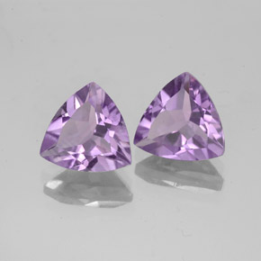 Achetez naturel ct Violet Améthyste gems, Trillion, En provenance Brésil chez GemSelect. En stock, livraison internationale!